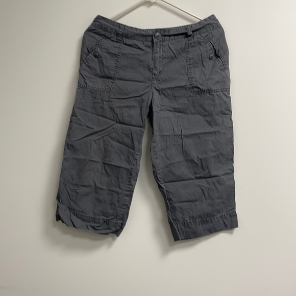 Merona Pants - Women’s Capri pants